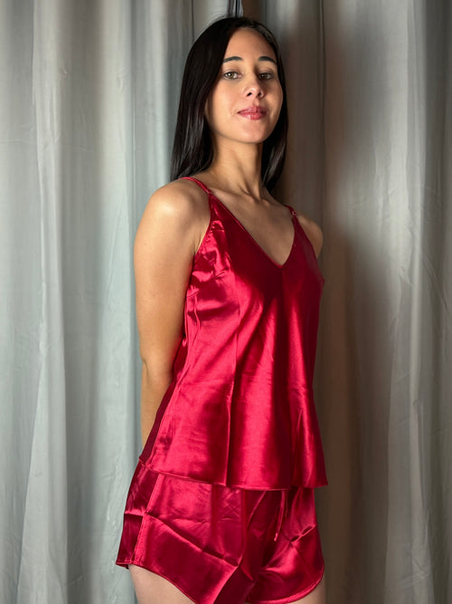 Conjunto de Pijama com Amarração na Cintura e Renda Contrastante – Premium