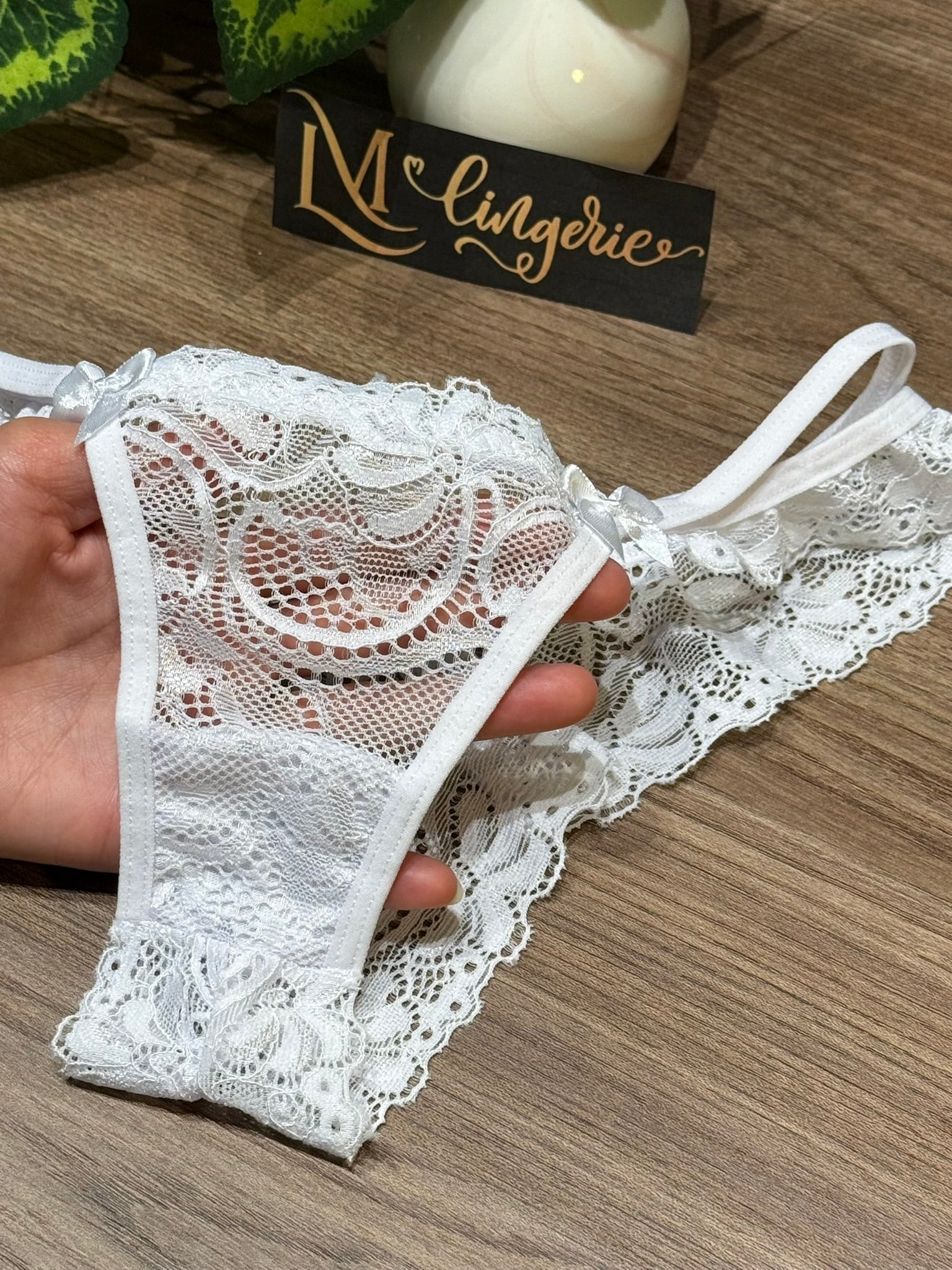 Conjunto Lingerie Sexy em Renda Sem Bojo – Premium